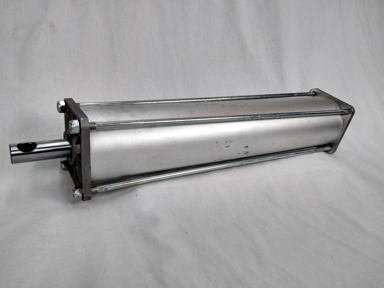 Turntable Cylinder